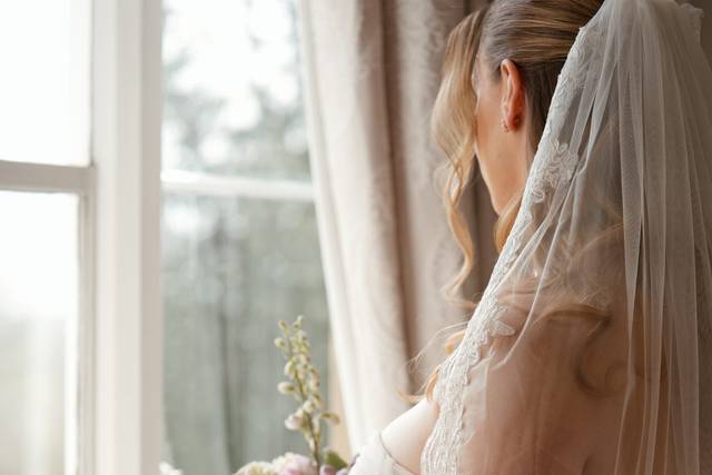 Soft light. Dream dress. Her m