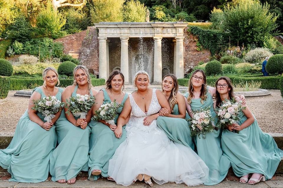Jess & her bridesmaids x