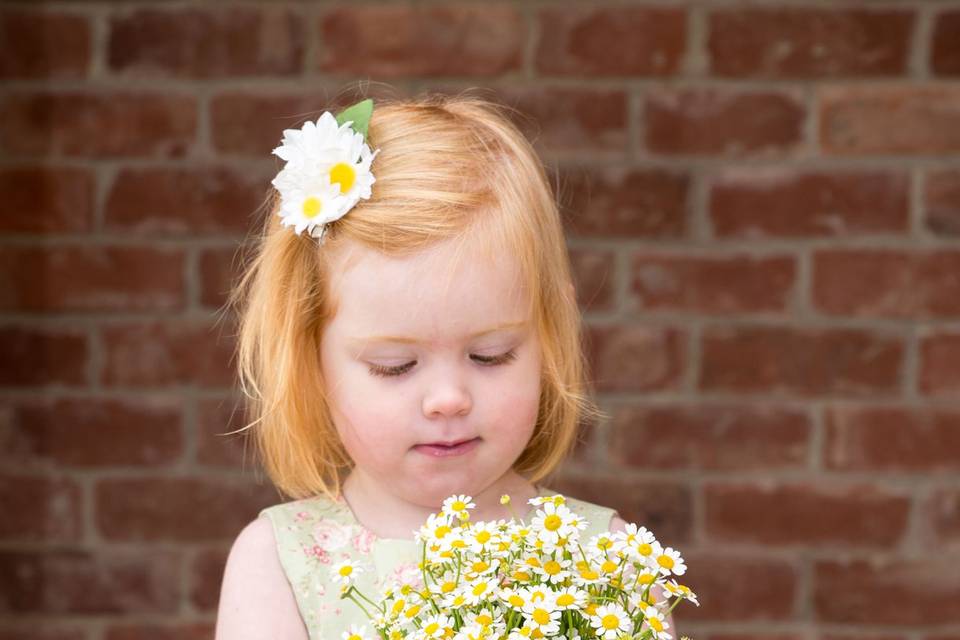 Bridesmaid and bouquet Leics