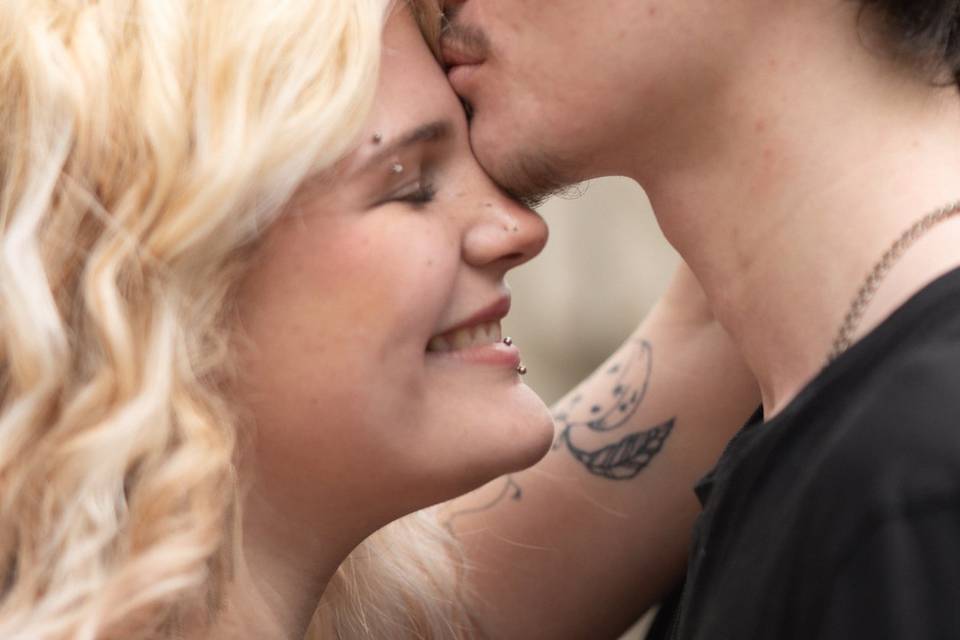 Kiss ne