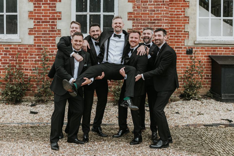 Grooms shot