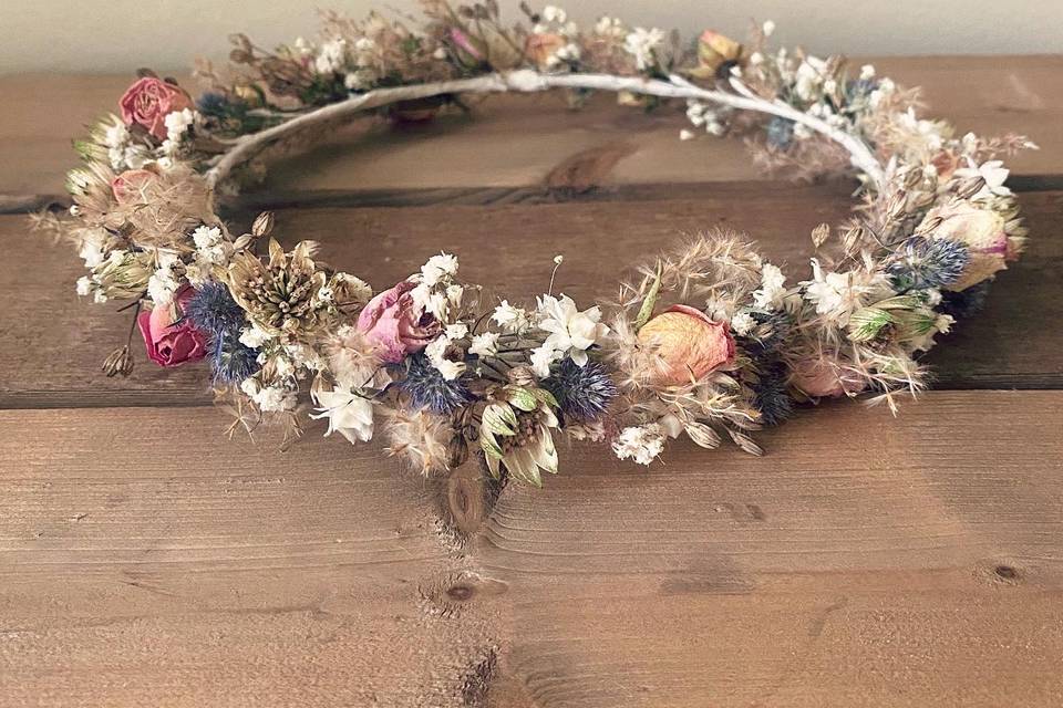 Dried flower crown