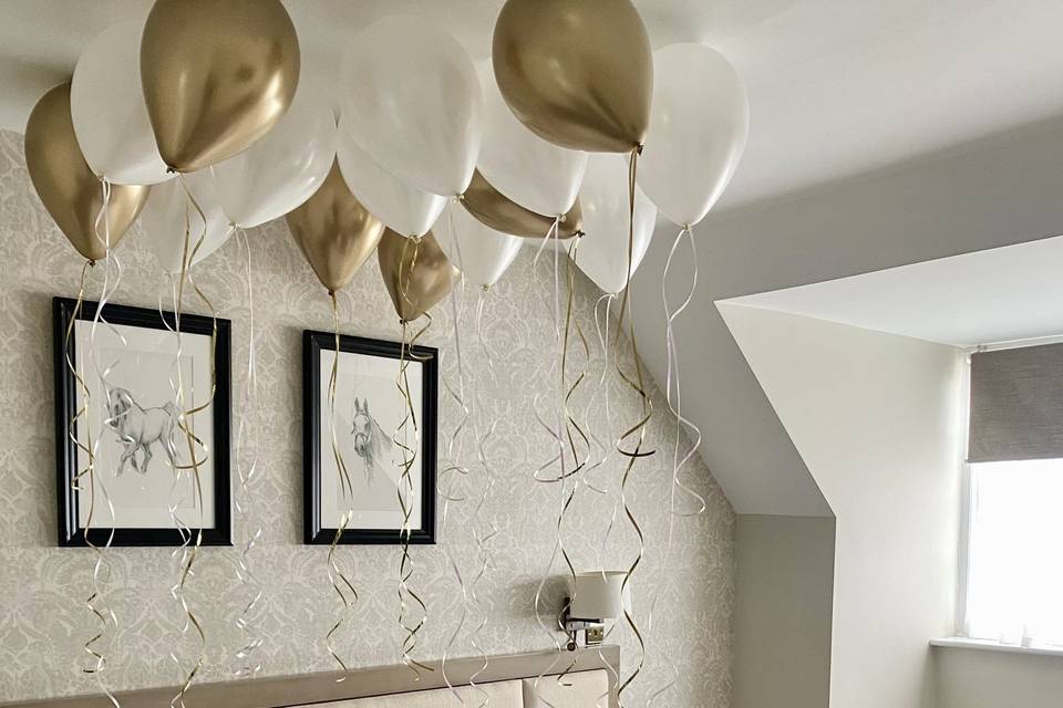 Balloons in mews room