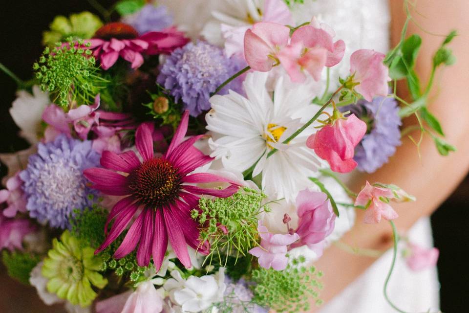 Summer bridal bouquet