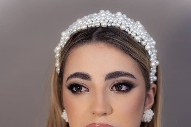 Glamour makeup