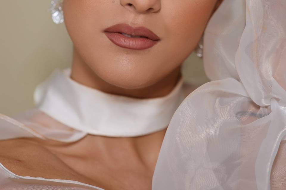 Elegant makeup
