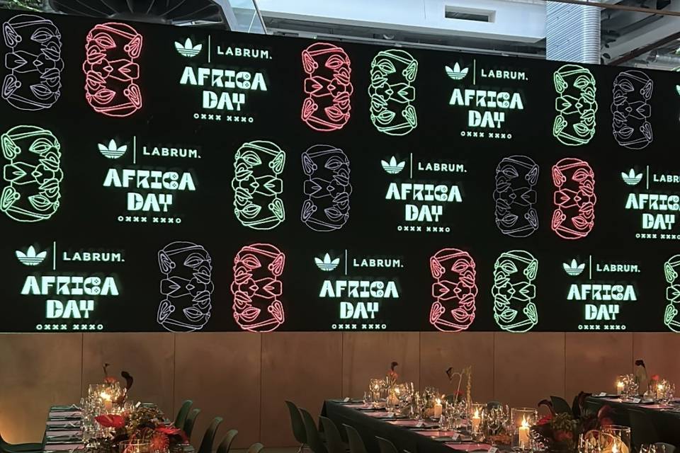Tablescaping