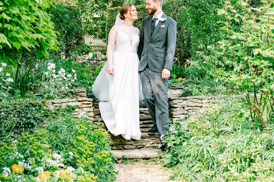Owlpen Manor Couple