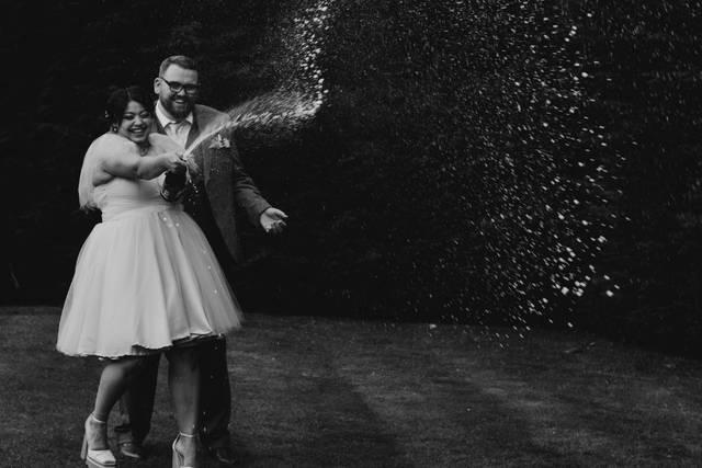 Champagne spray