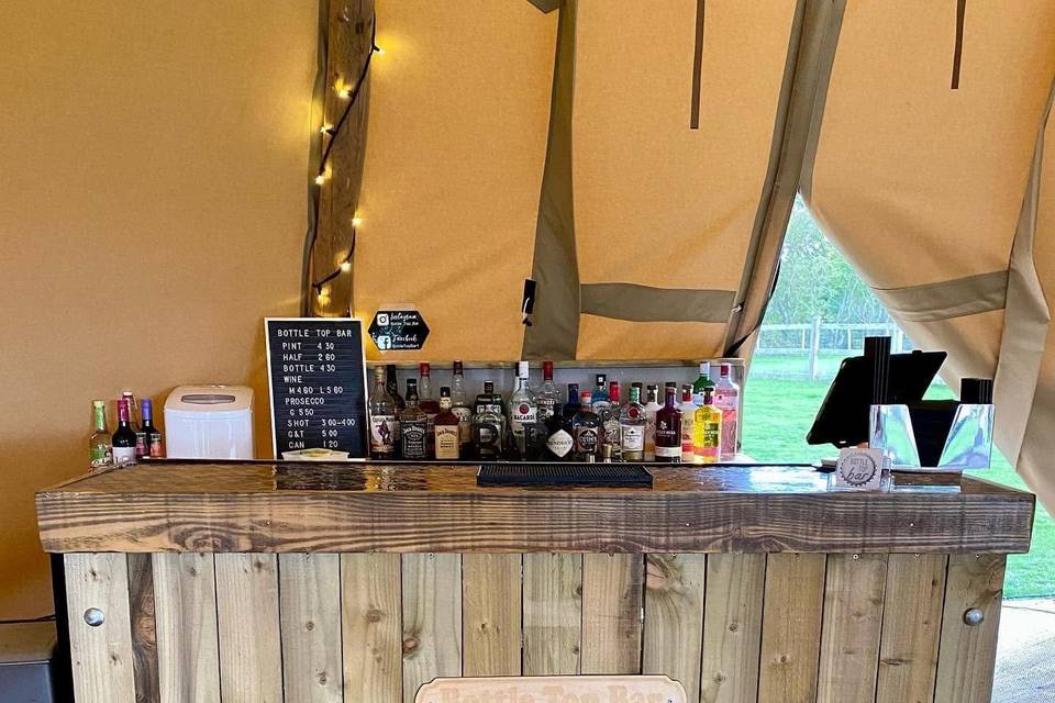 Tipi wedding
