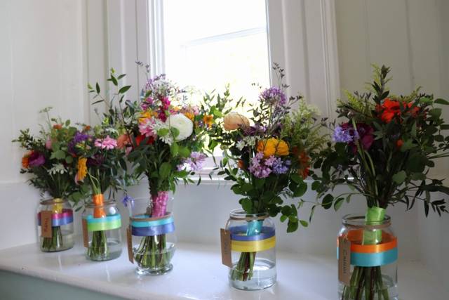 Festival vibe bouqueta - Wedding Florists