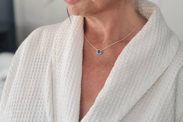 Bridal hair and makeup