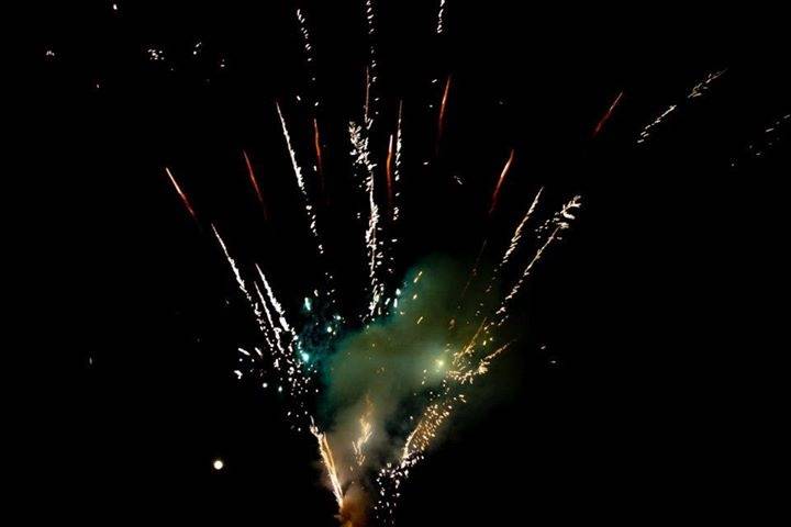 Thrilling fireworks display
