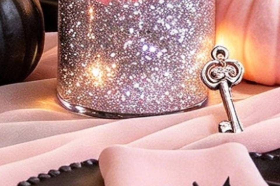 Tablescape statement piece