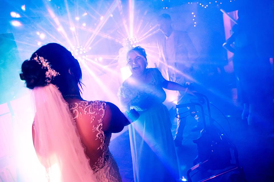 Mum and daughter disco