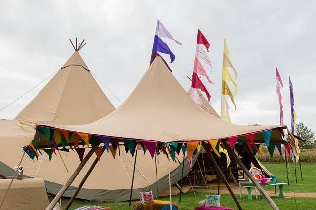 Tent weddings