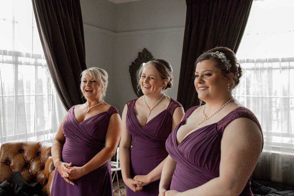 Bridesmaids first look