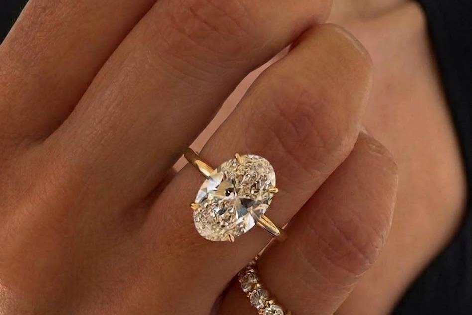 Oval Solitaire Diamond Ring