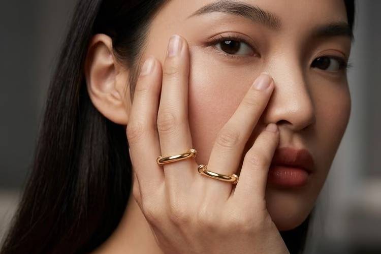 Sold gold rings