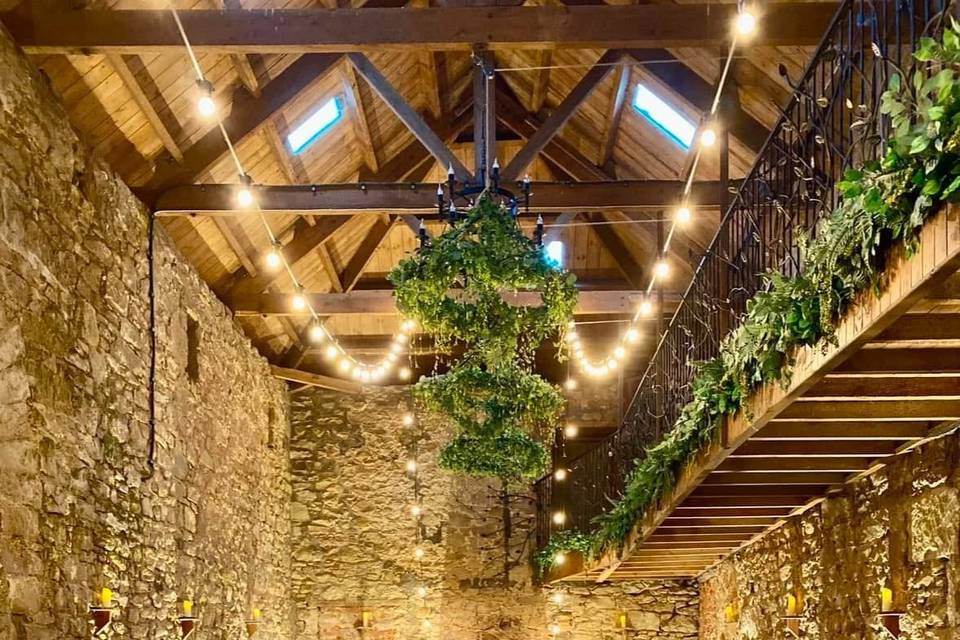Book your wedding decor today