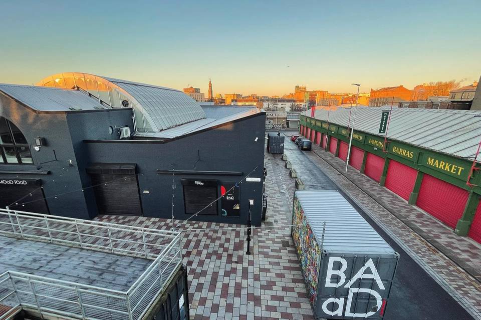 BAaD exterior