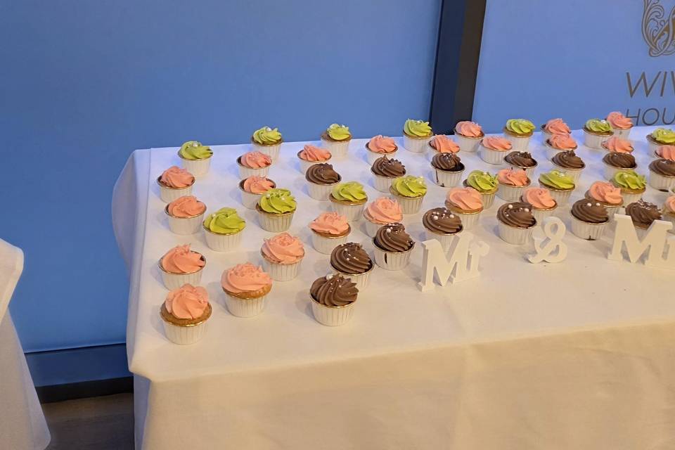 Cupcakes 3 flavours