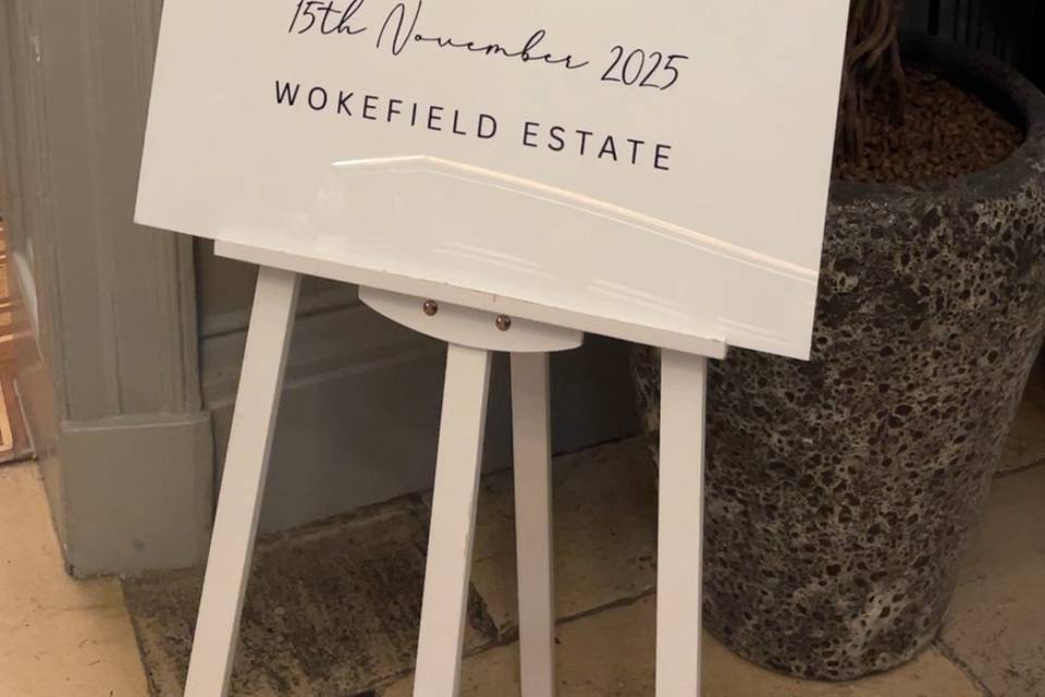 Welcome sign
