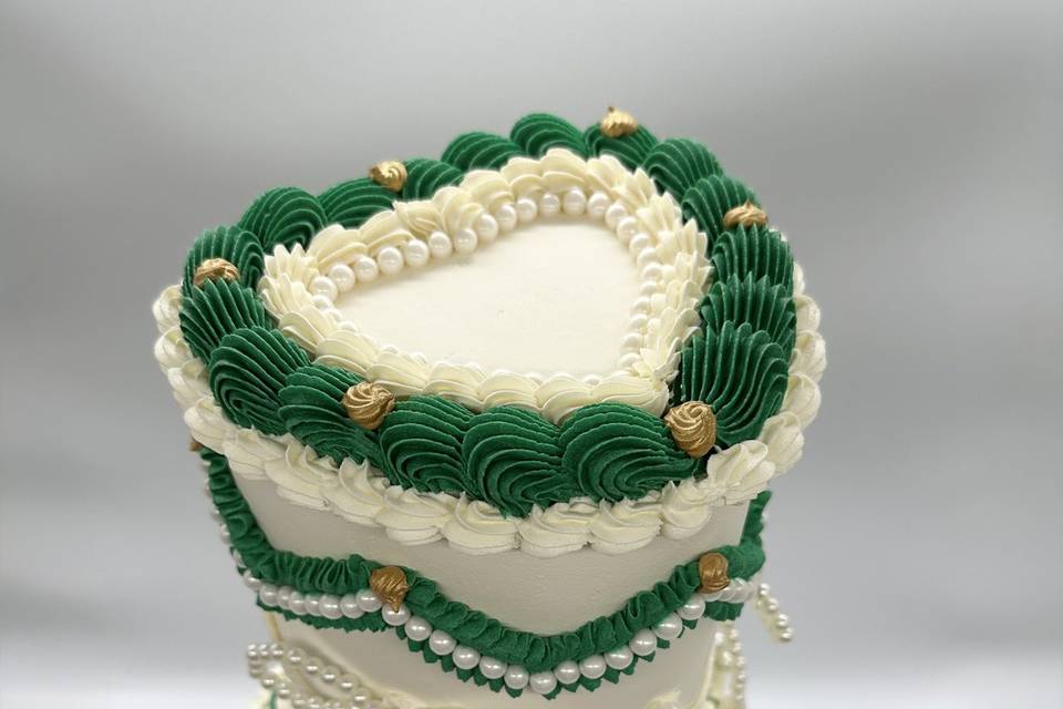 2-tier Emerald Heart Cake