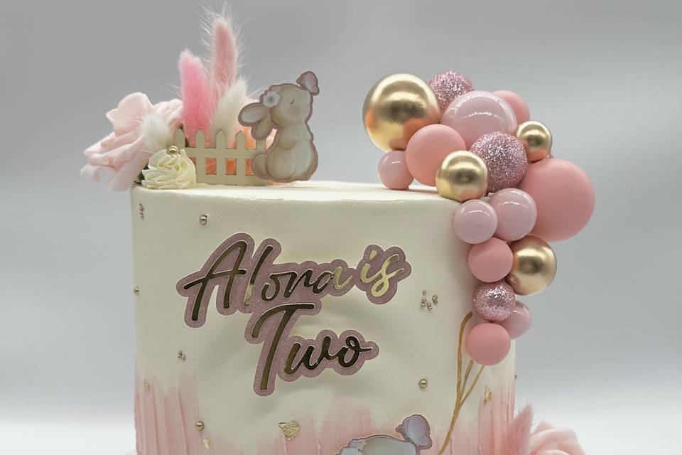 Bunny Balloon Cluster Cake