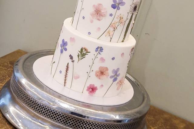 Pressed edible flowers