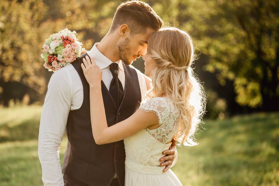 Groom & Bride at Park