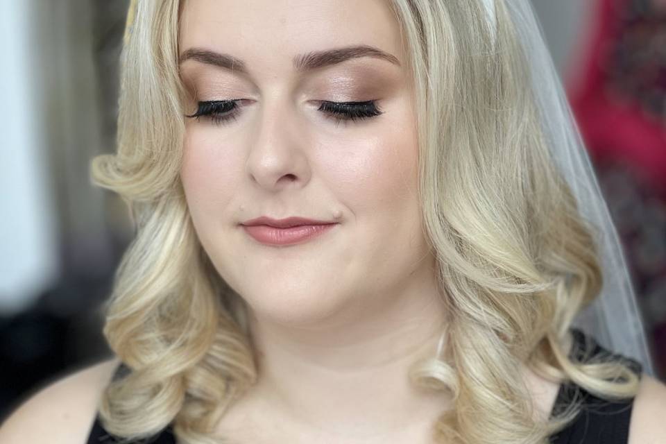 A classic soft glam