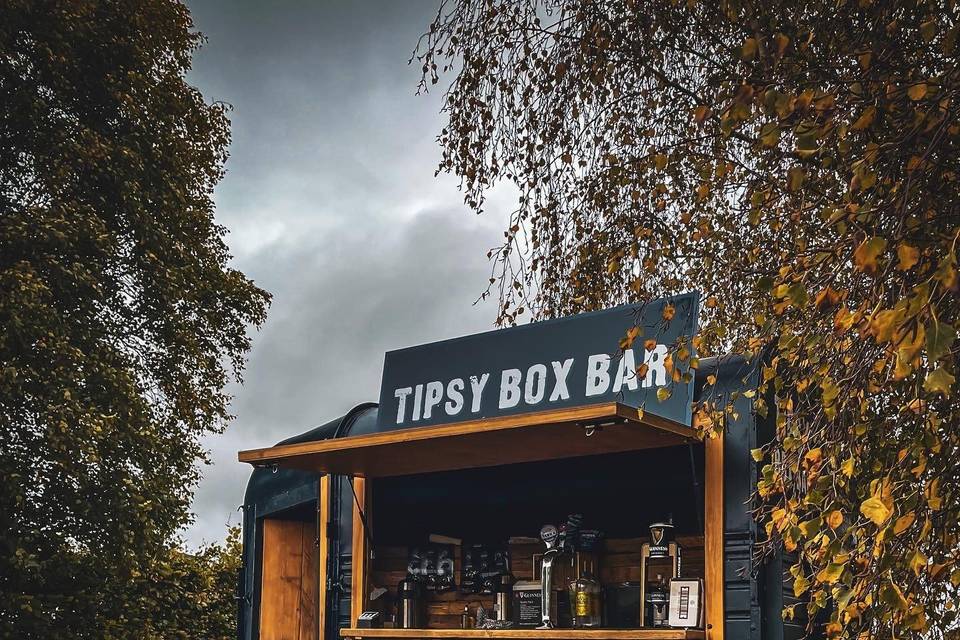 Tipsy Box Bar