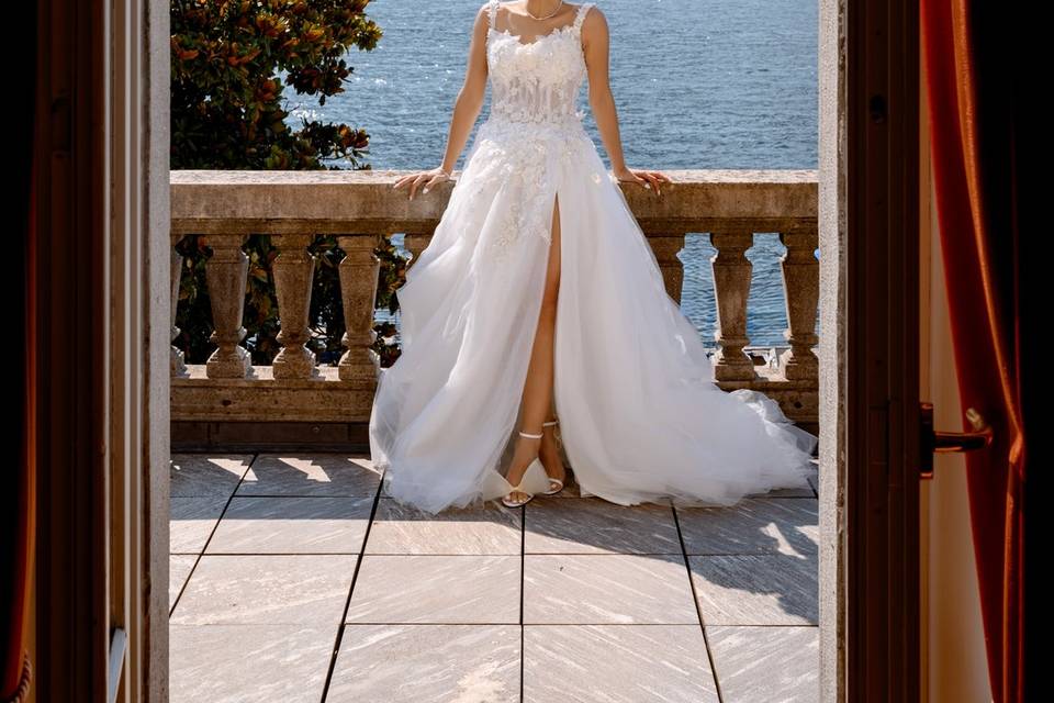 Bride elegant