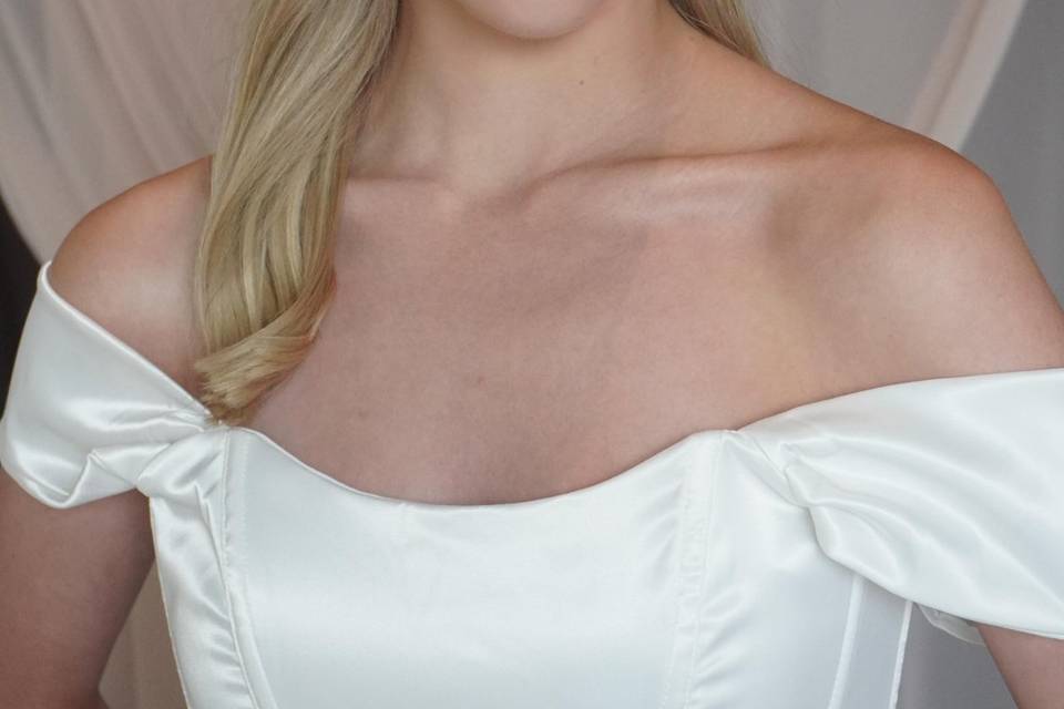 Bridal soft glam