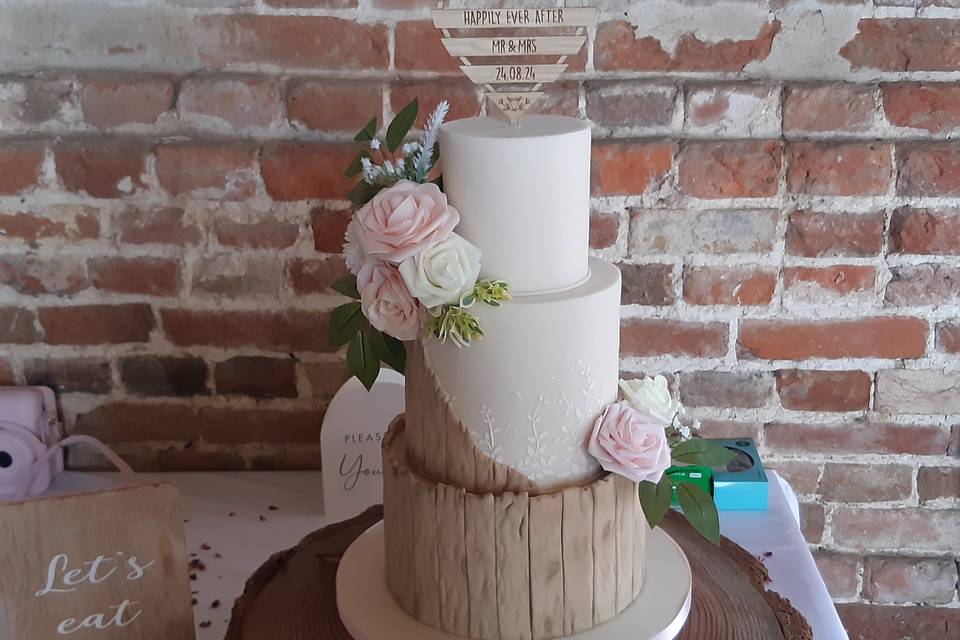 3 tier rustic wedding cake