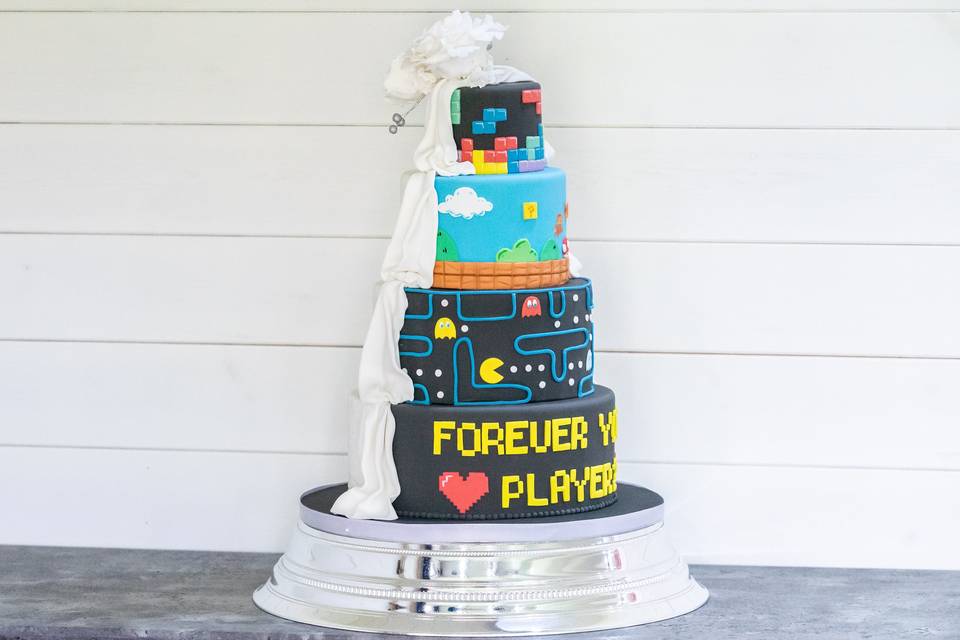 4 tier gaming cake