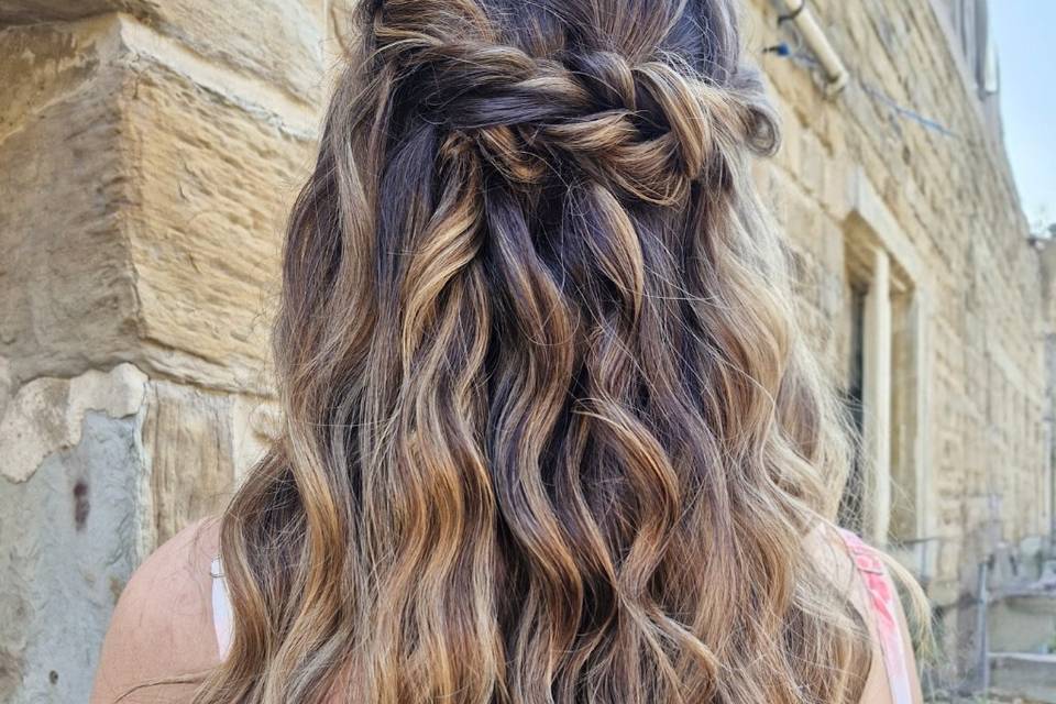 Half up twist