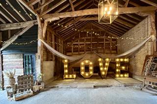 Wooden & Wild Rustic Decor