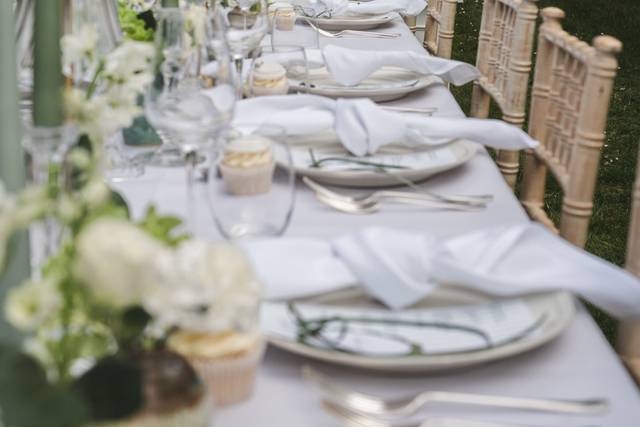 English garden party