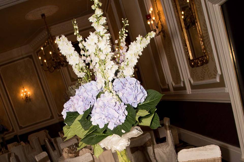 Hydrangea Table Centre