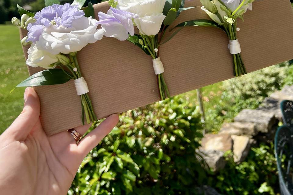 Lilac Buttonholes