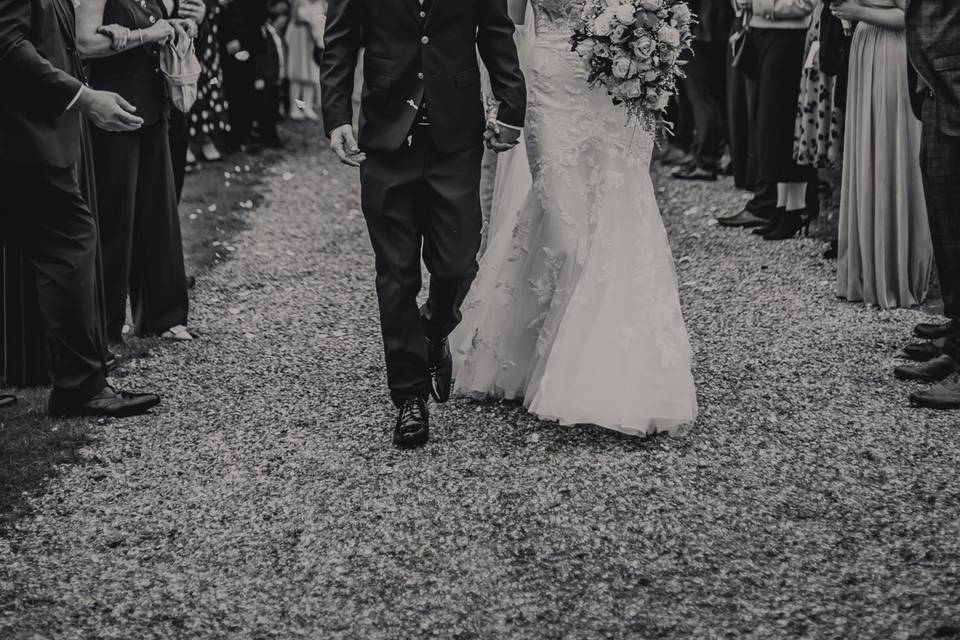 Confetti couple