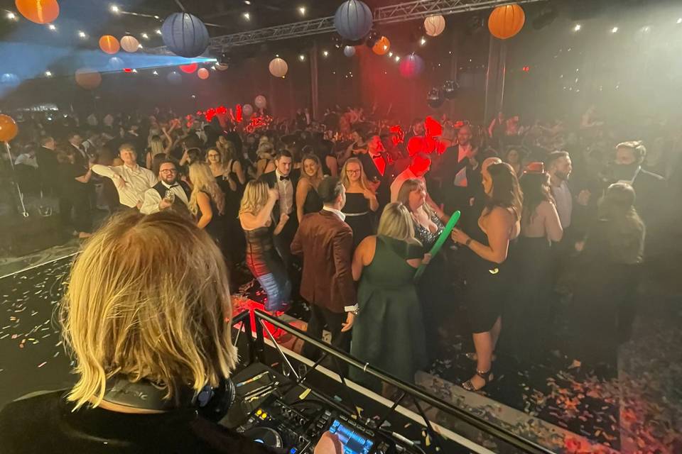 Full dancefloor