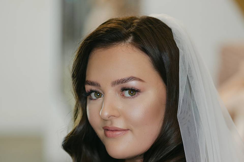 Soft glam bridal makeup