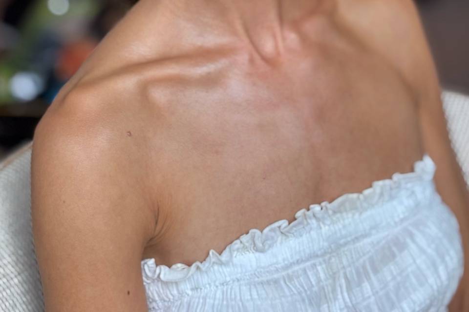 Timeless, modern bridal beauty