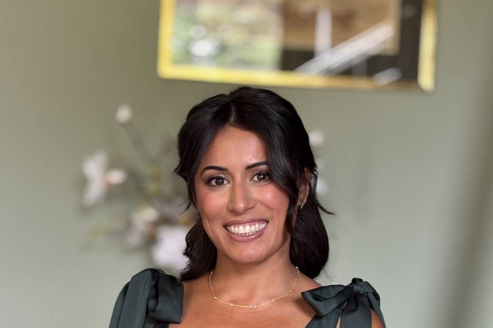 Cohesive bridal party styling.