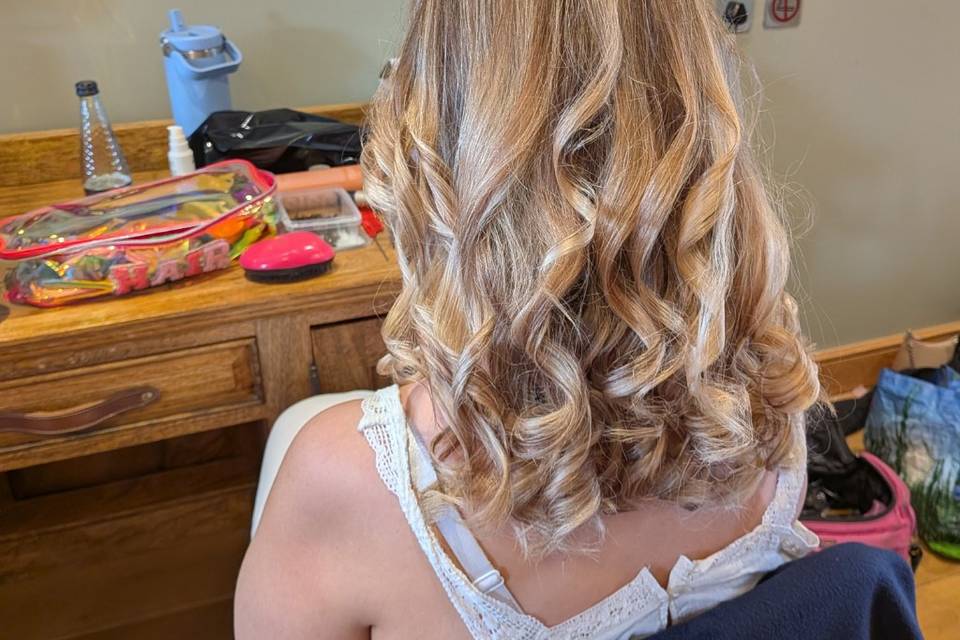 Bride simple curls