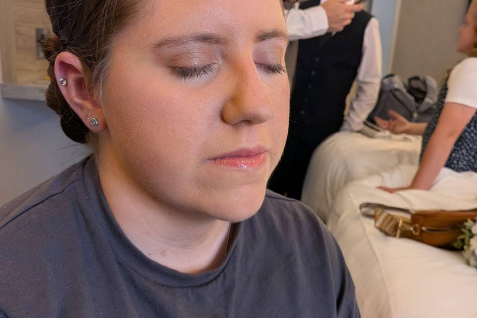 Bridesmaid makeup