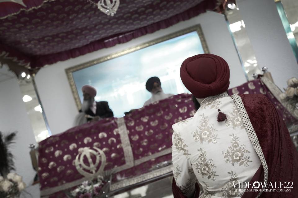 Sikh Groom in Gurdwara